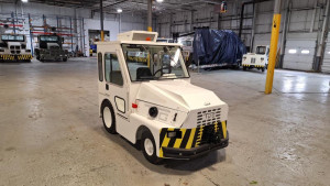 2000 Tug M1A-50 with AC unit