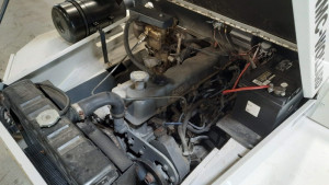 1996 NMC Model 140-12; Engine Compartment