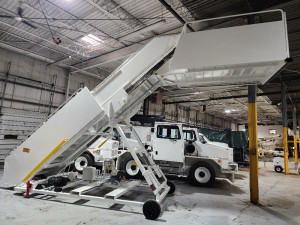 Stinar Towable Aircraft Passenger Boarding Steps