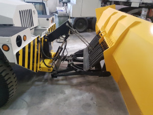 PSI MB-4 Aircraft Tug/ Snow Plow Truck: Front Plow Blade Hitch