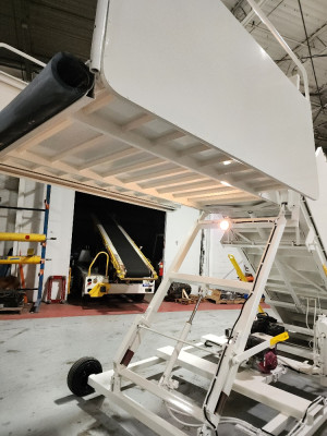 Stinar Towable Aircraft Passenger Stairs