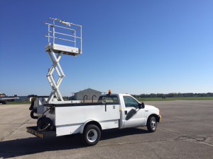 Wollard lav truck with lift