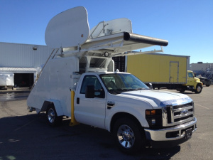 Wollard TLPH-252SMT Aircraft Stair Truck
