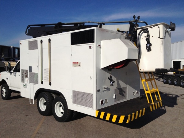 aircraft deicer